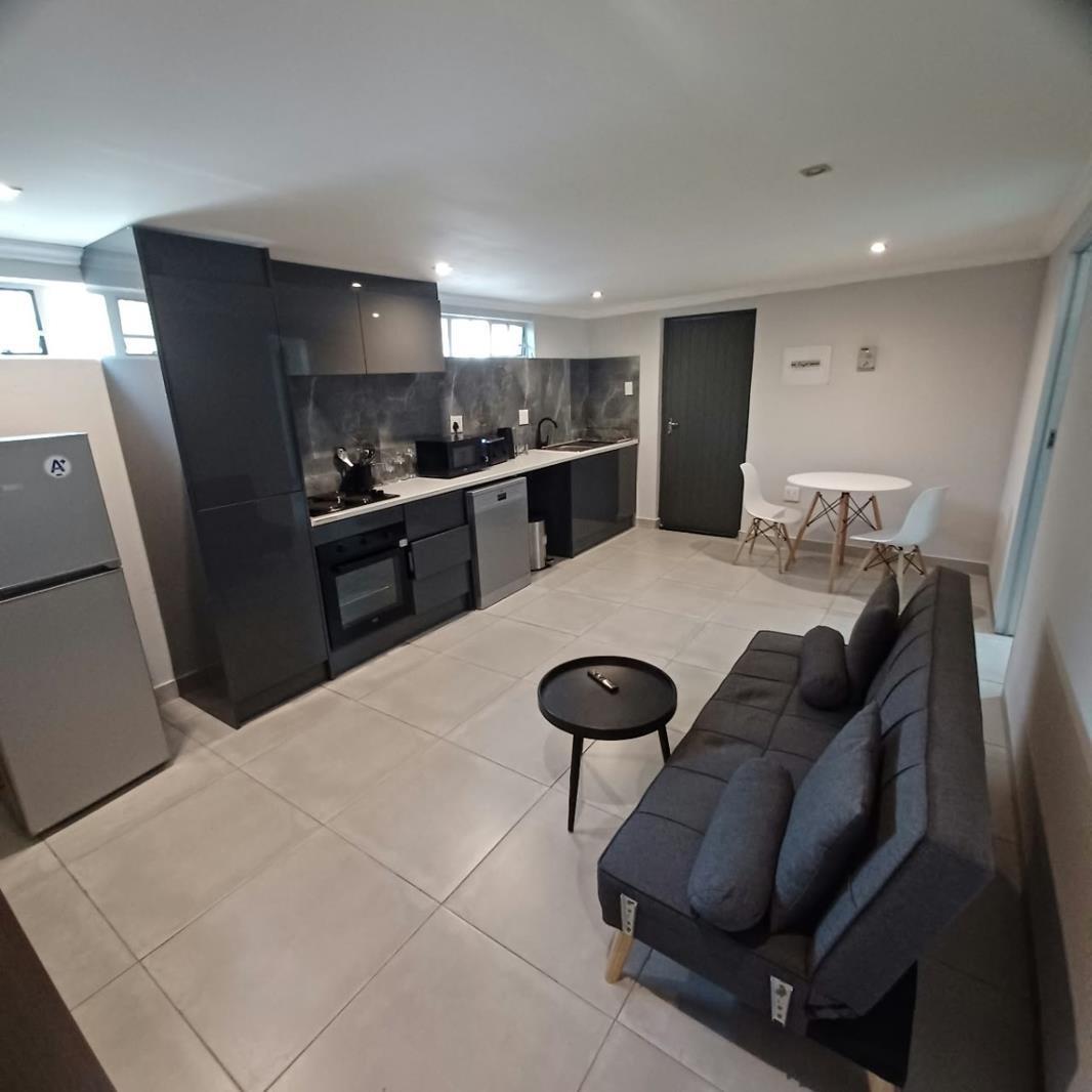 1 Bedroom Garden Cottage in Houghton Estate