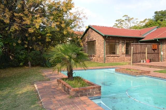 2 Bedroom Garden Cottage in Fourways