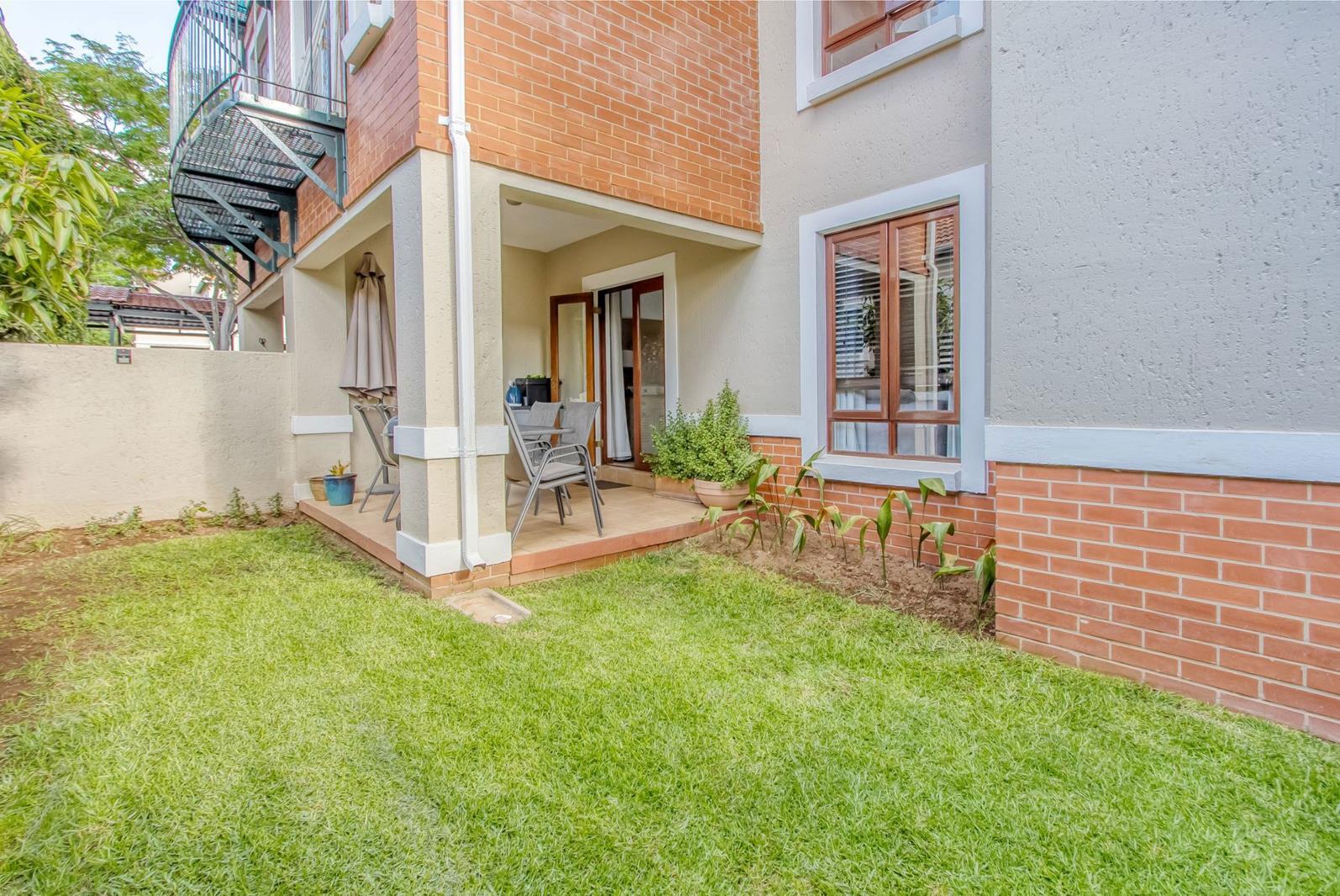 2 Bedroom Apartment in Sunninghill