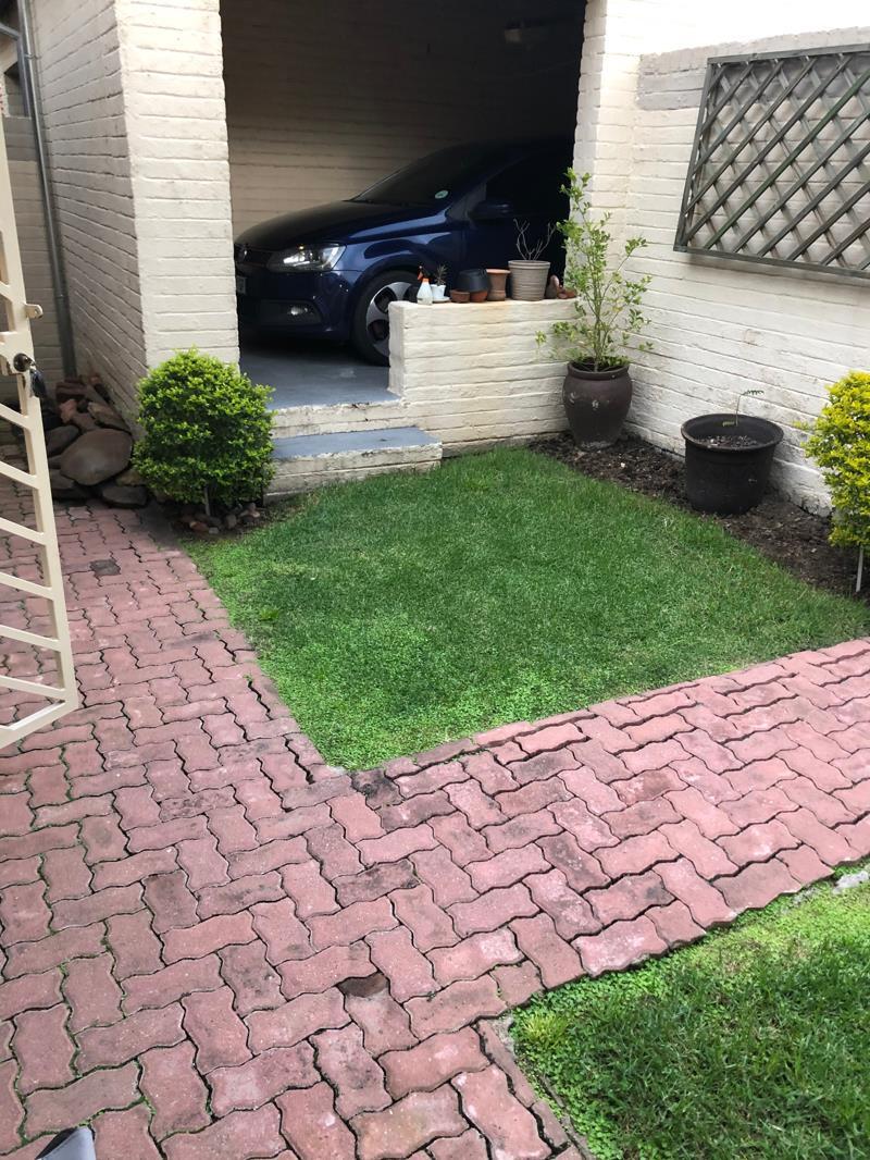 2 Bedroom Townhouse in Ferndale