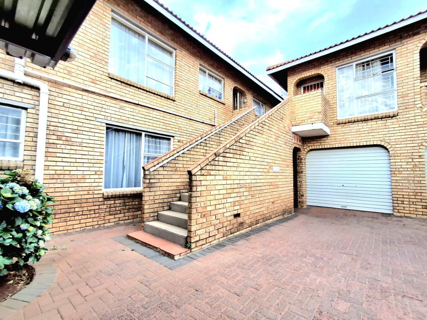 2 Bedroom Townhouse in Alberton