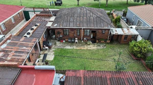 2 Bedroom House in South Hills