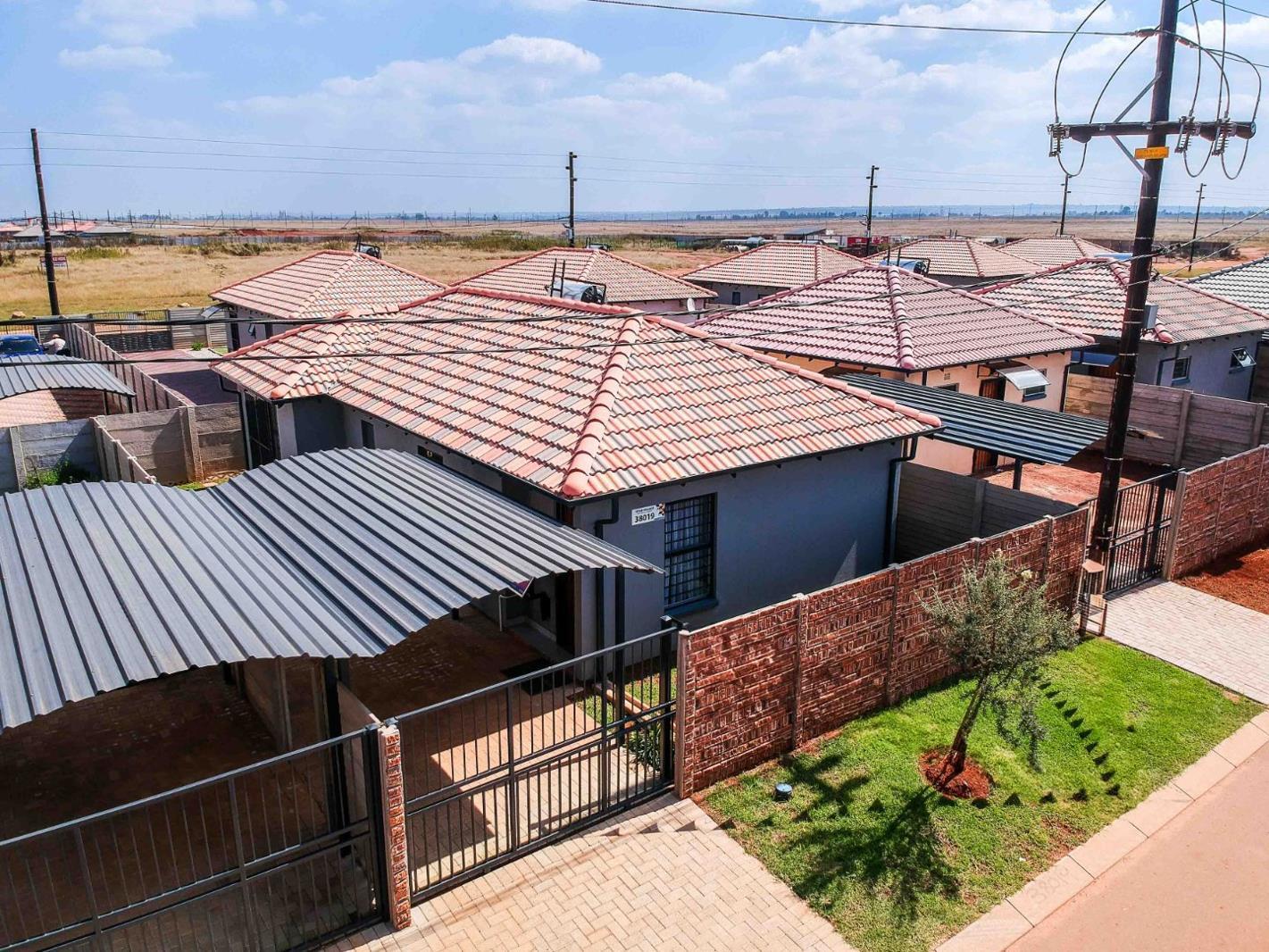 3 Bedroom Simplex in Sky City