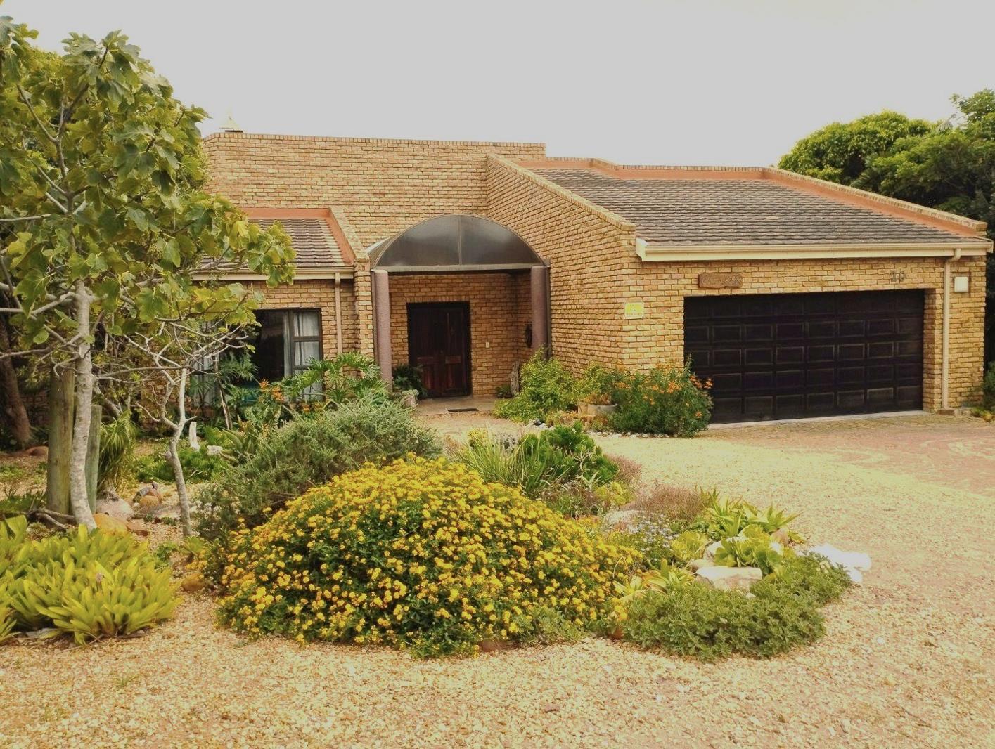 3 Bedroom House in Stilbaai Wes