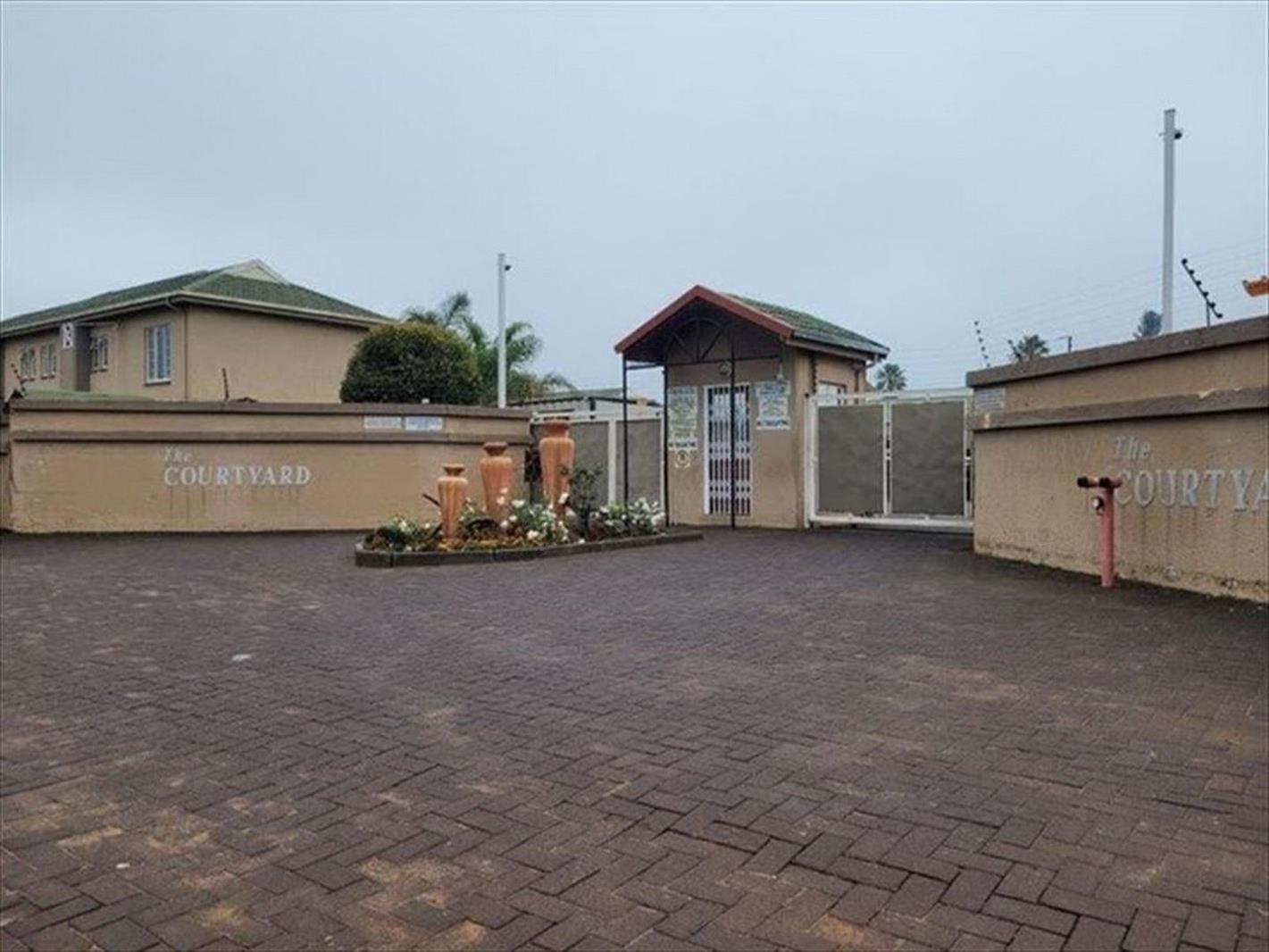 2 Bedroom Townhouse in Norkem Park