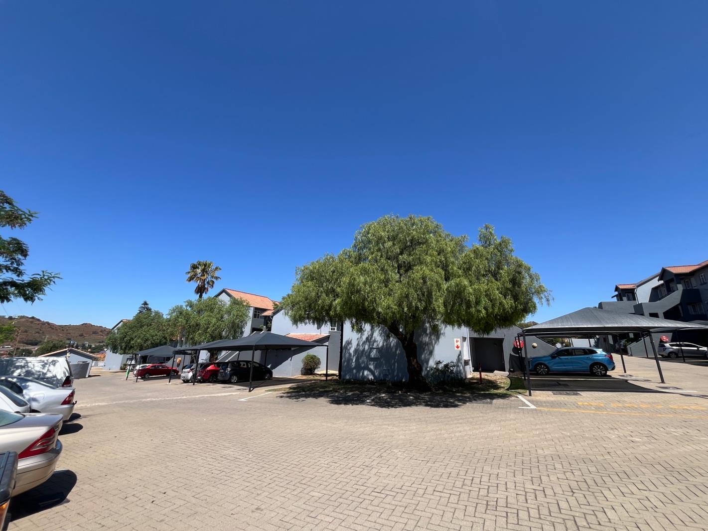 1 Bedroom Townhouse in Linmeyer