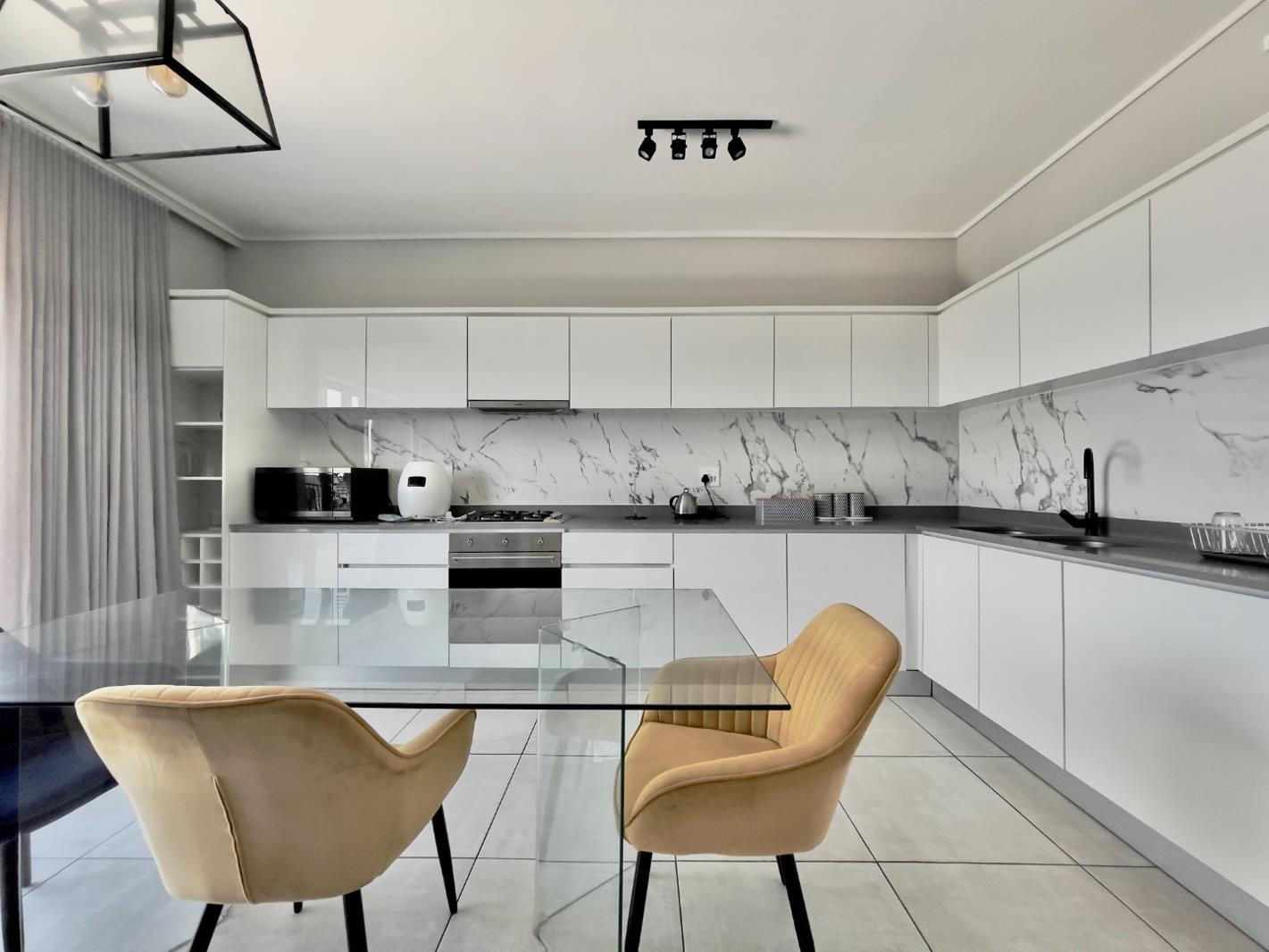 2 Bedroom Apartment in Waterfall Estate