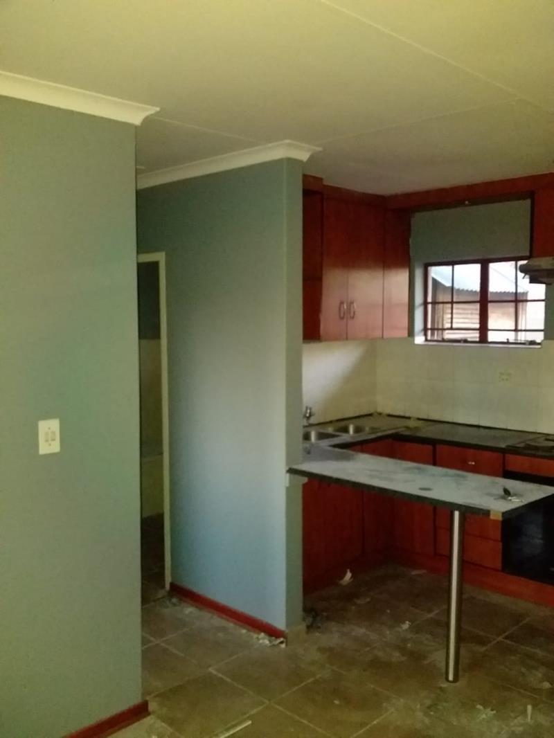 3 Bedroom House in Karenpark