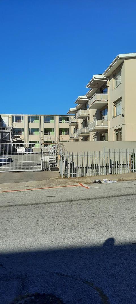 2 Bedroom Flat in North End