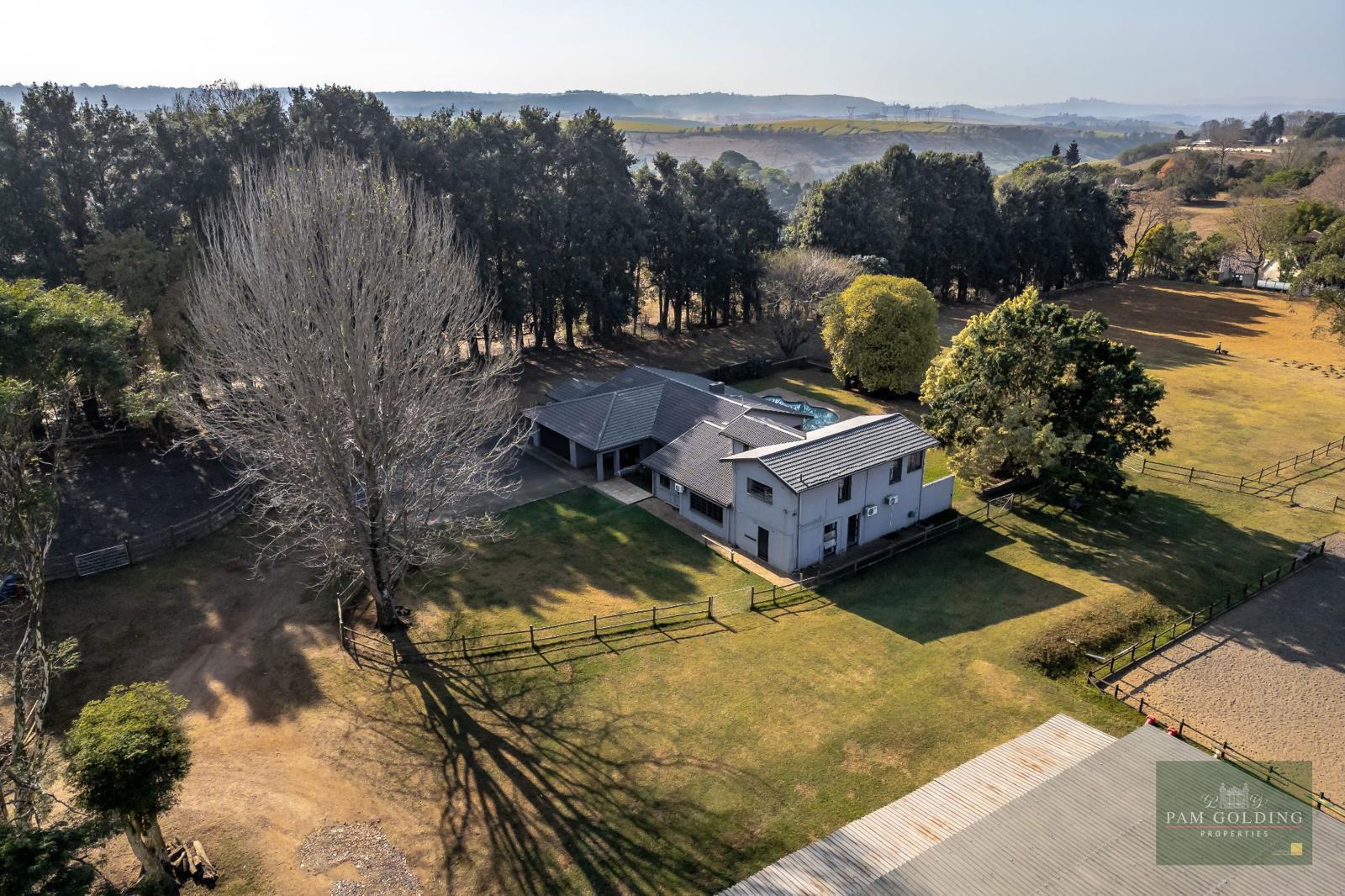 8 Bedroom House in Summerveld
