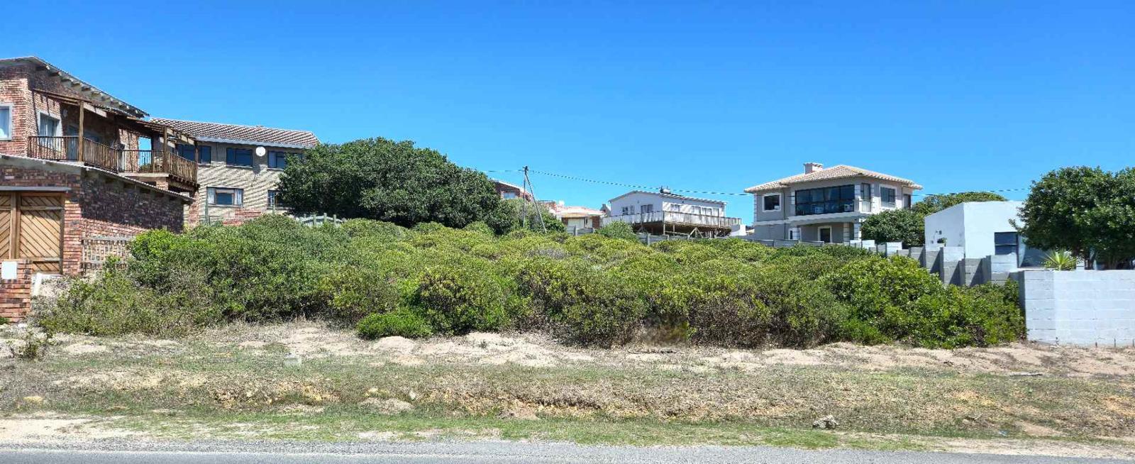 952 m² Land available in Kleinbaai