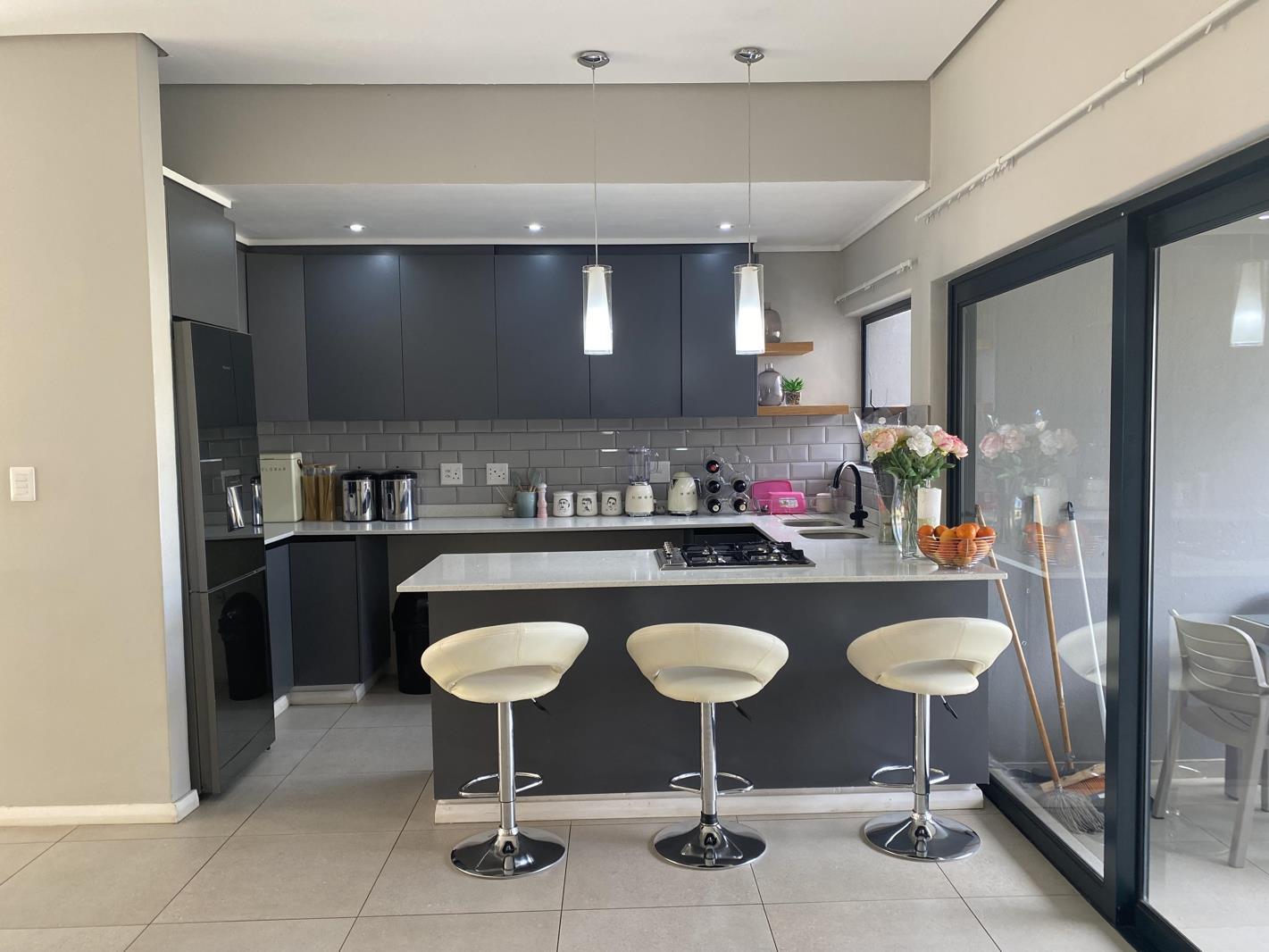 3 Bedroom Townhouse in Palm Lakes Estate