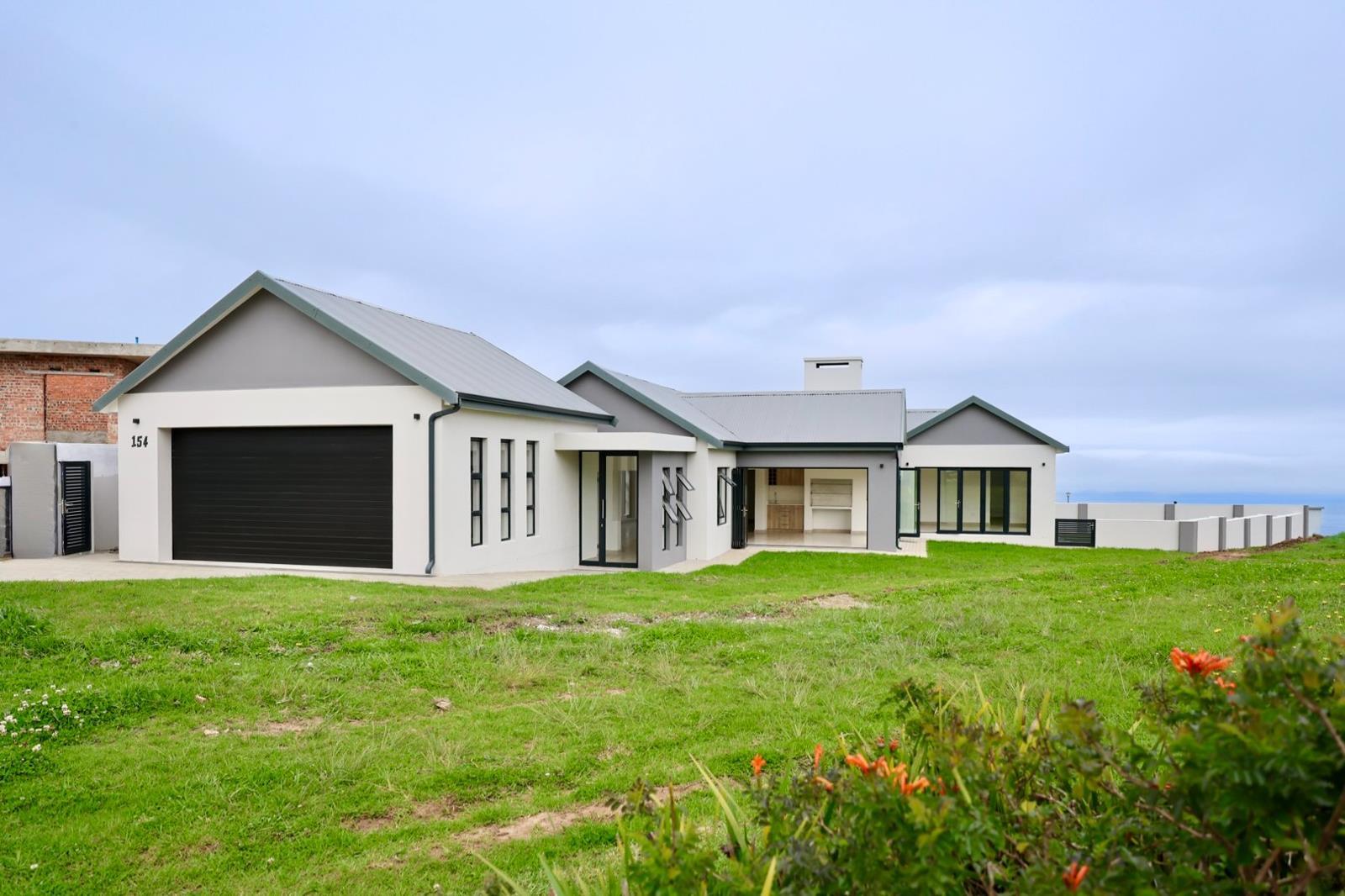 3 Bedroom House in Le Grand George Golf Estate