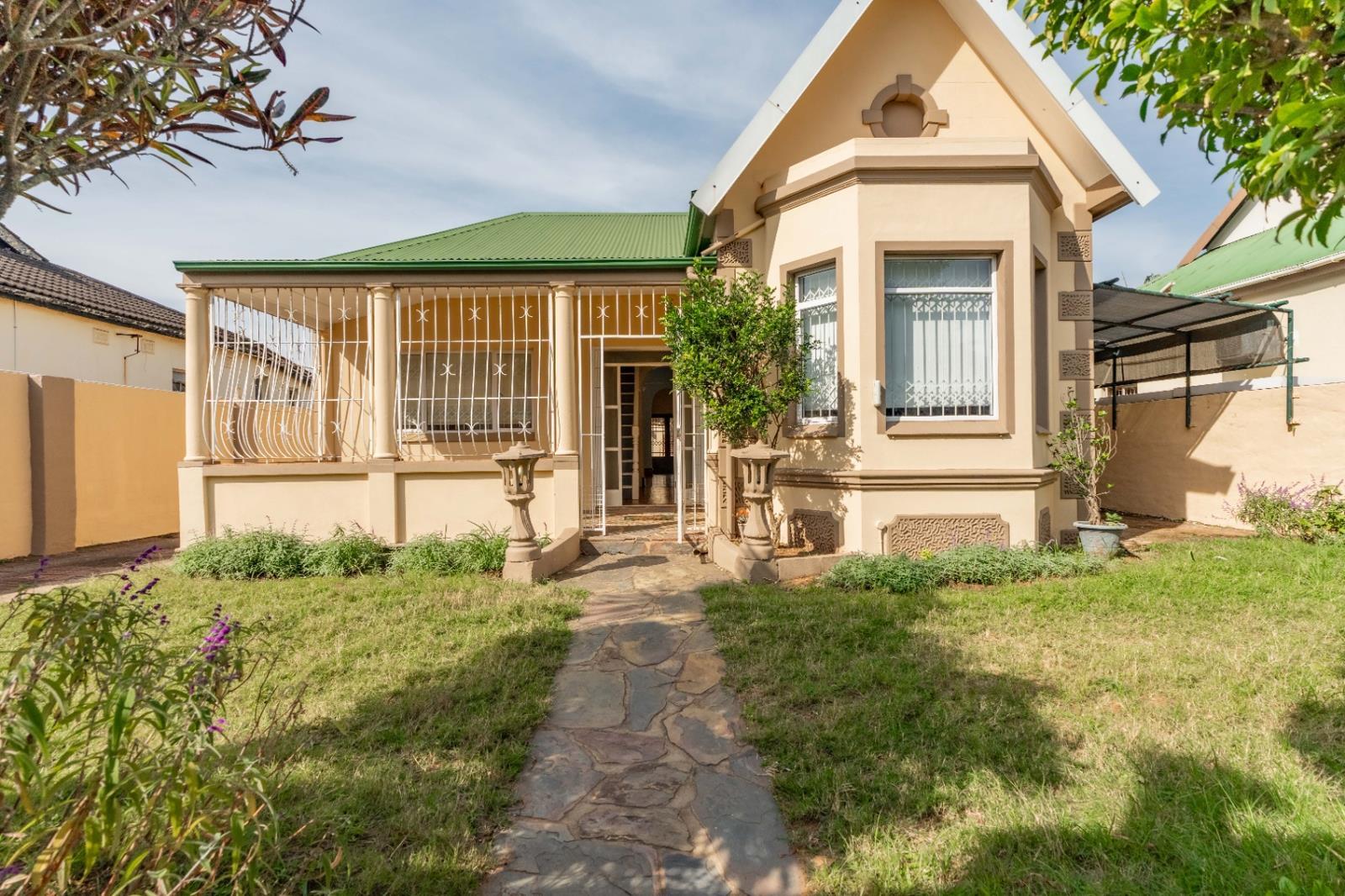 4 Bedroom House in Essenwood