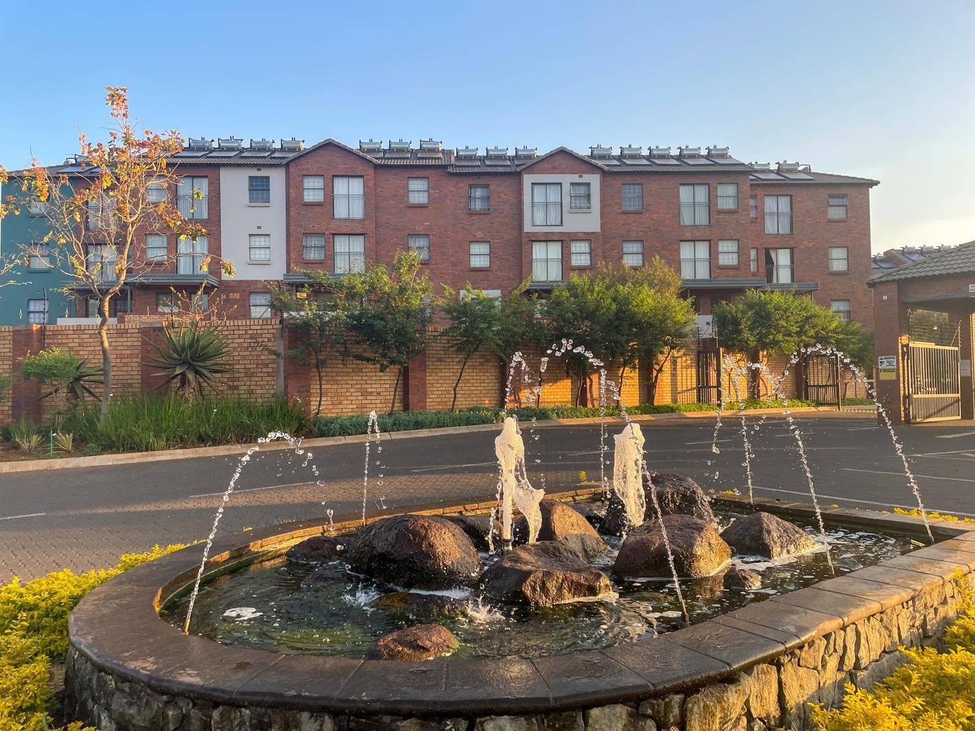 2 Bedroom Apartment in Montana Park