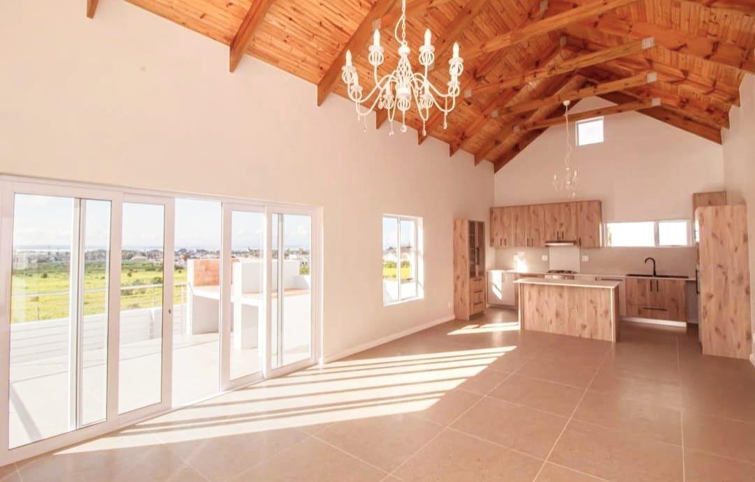 3 Bedroom House in Saldanha