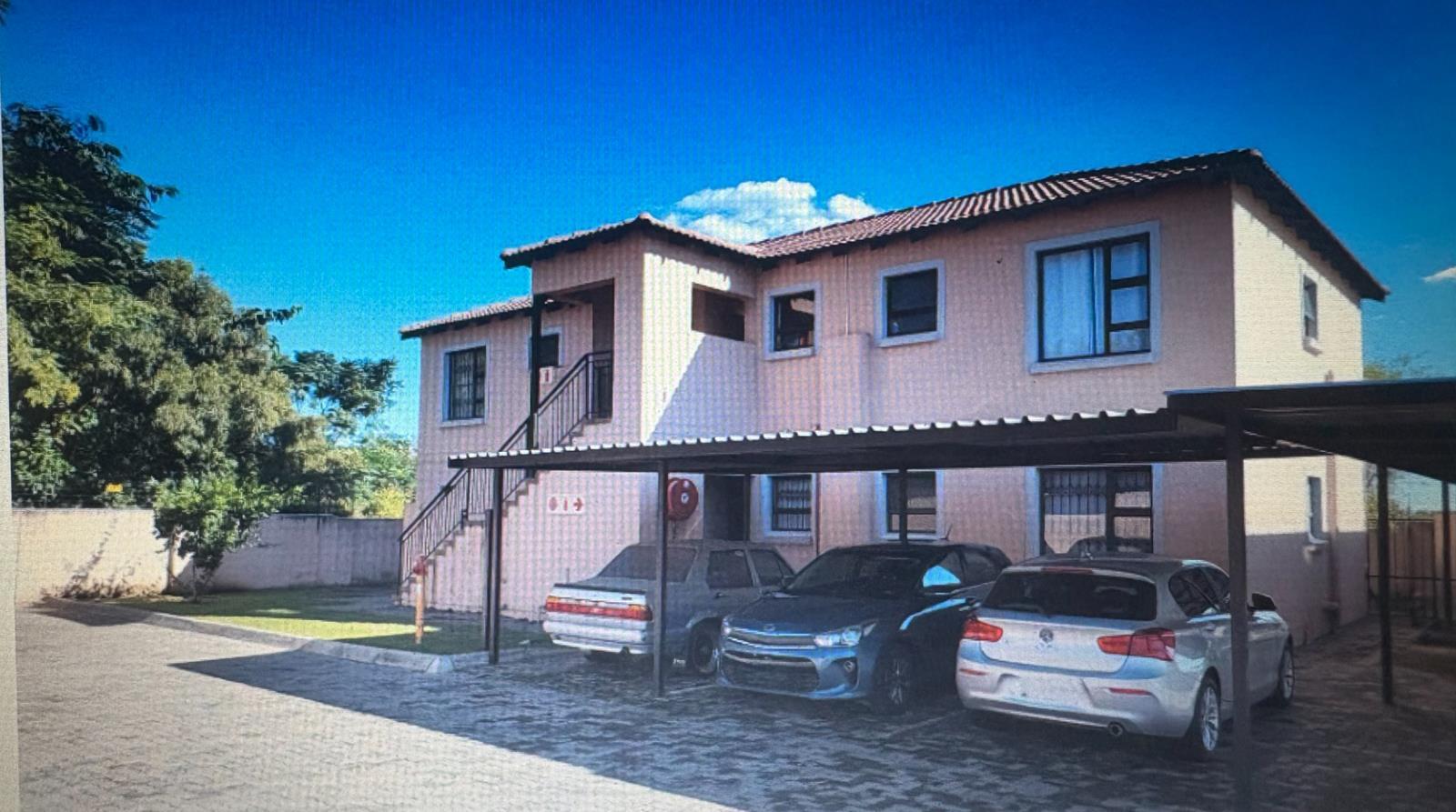 2 Bedroom Townhouse in Montana Tuine