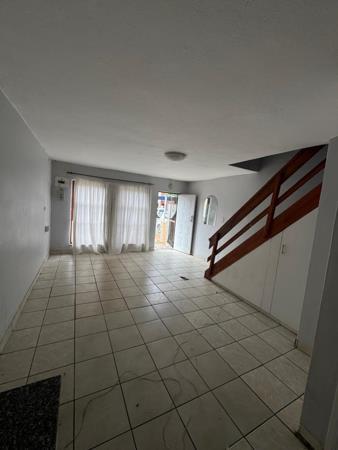 3 Bedroom Duplex in Summer Greens