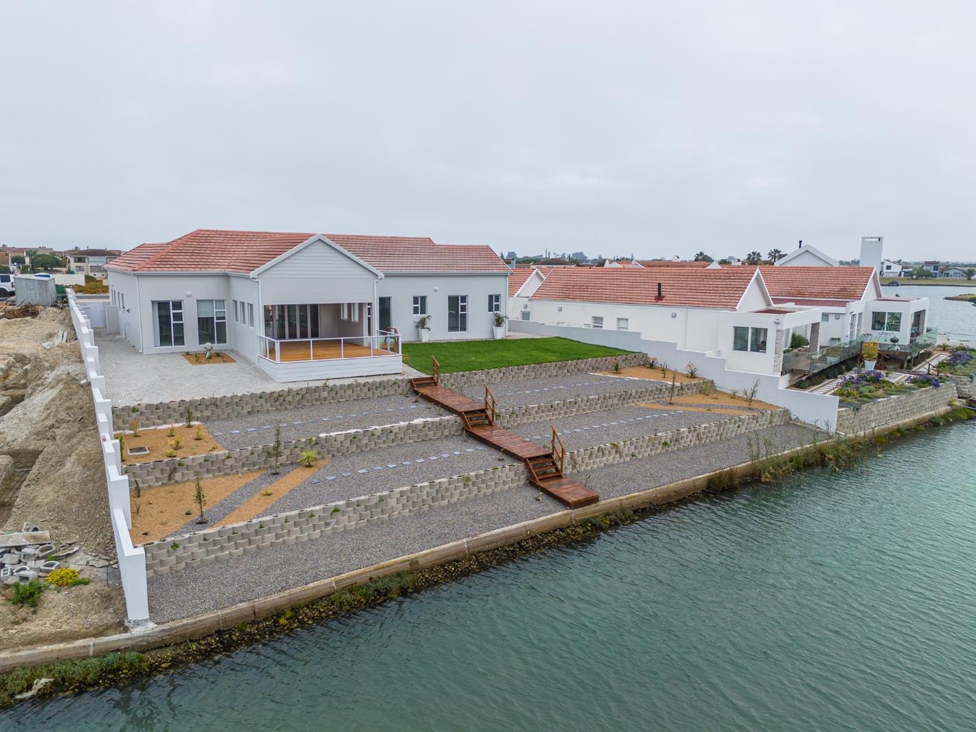 3 Bedroom House in Port Owen