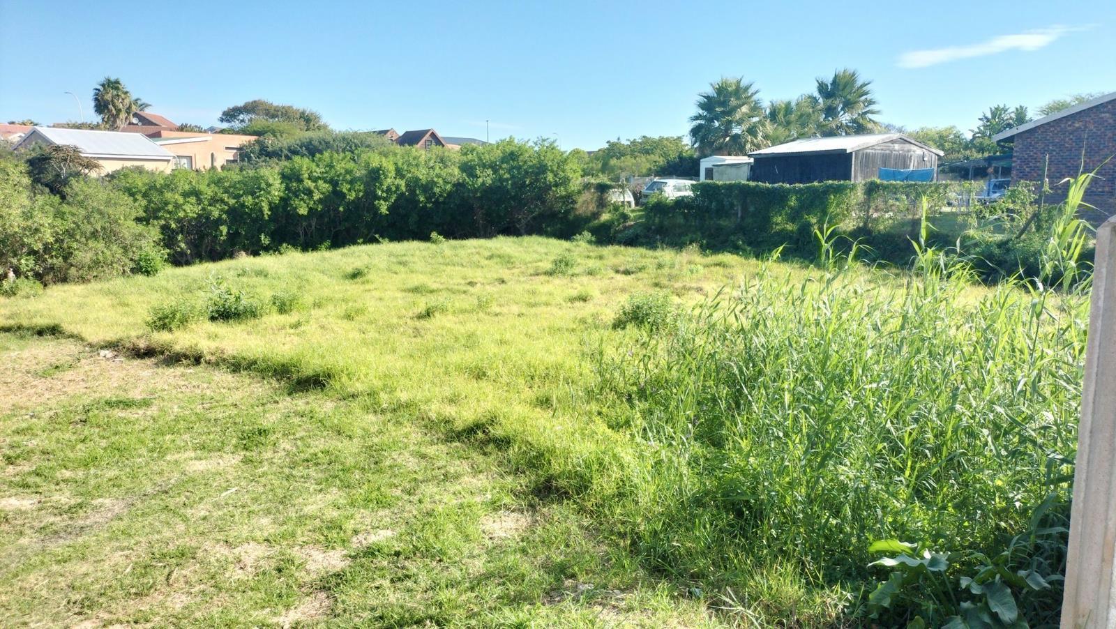840 m² Land available in Jeffreys Bay