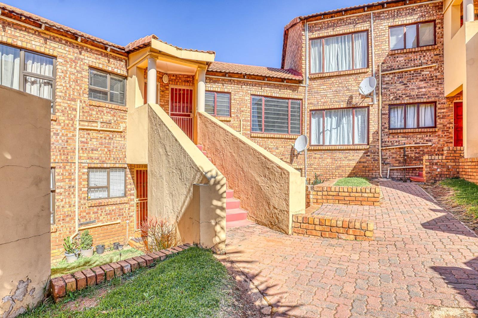 2 Bedroom Apartment in Winchester Hills