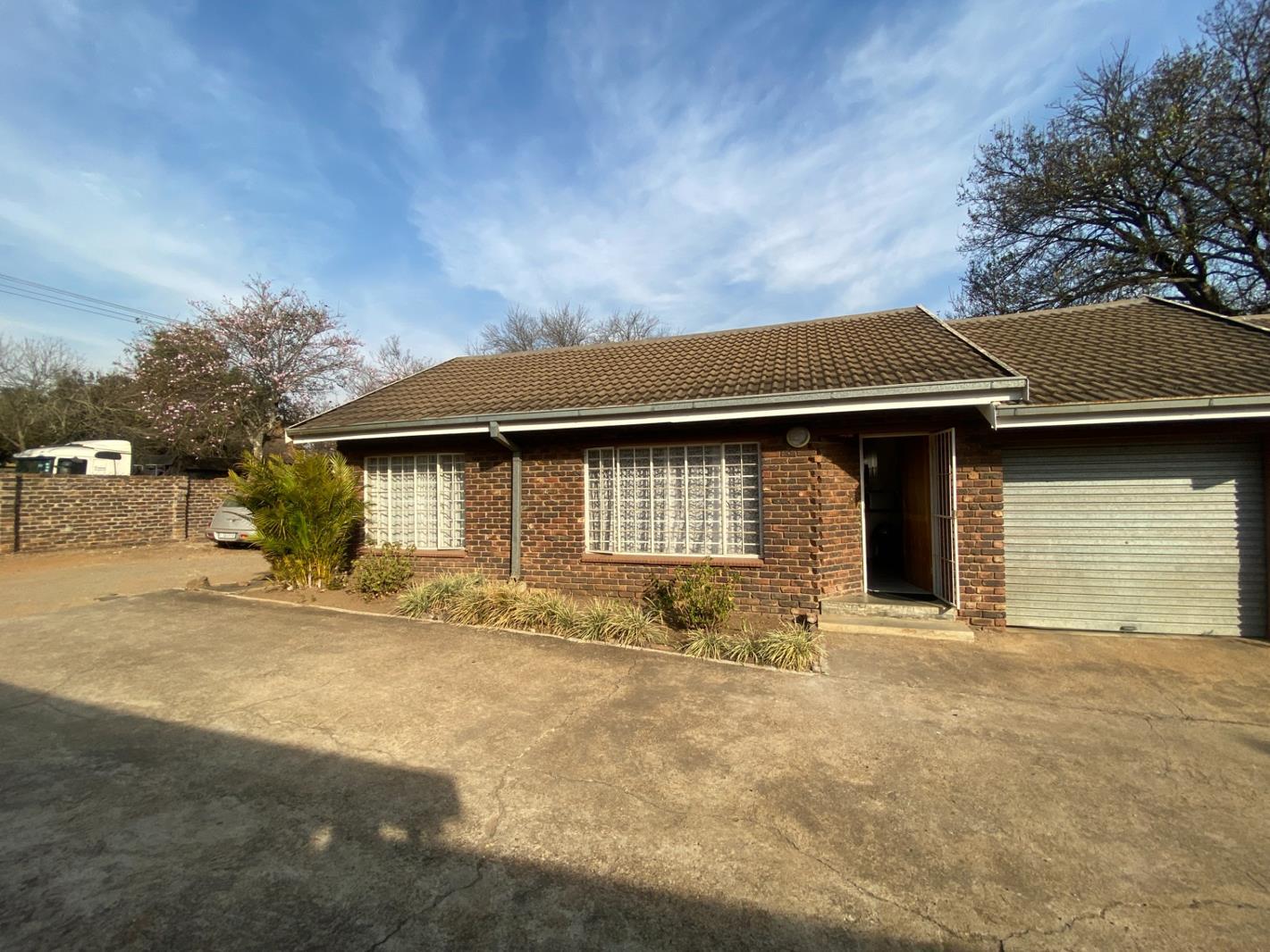 2 Bedroom Townhouse in Piet Retief