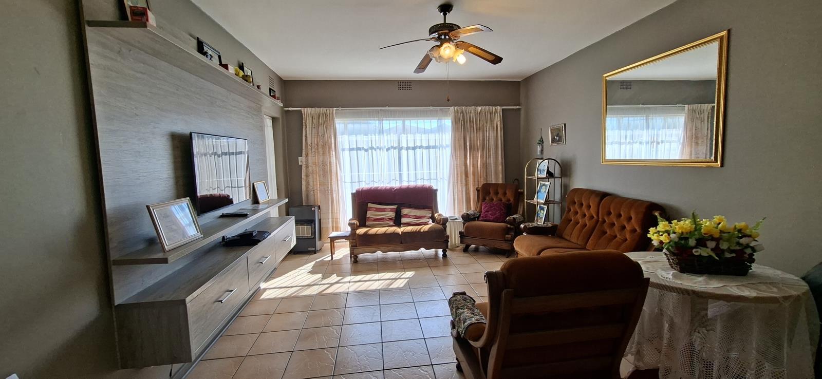 2 Bedroom Apartment in Kenmare