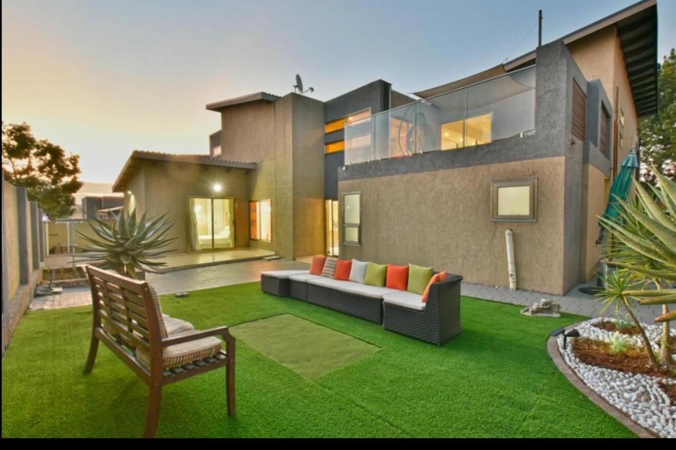 Studio Apartment in Eye of Africa Estate