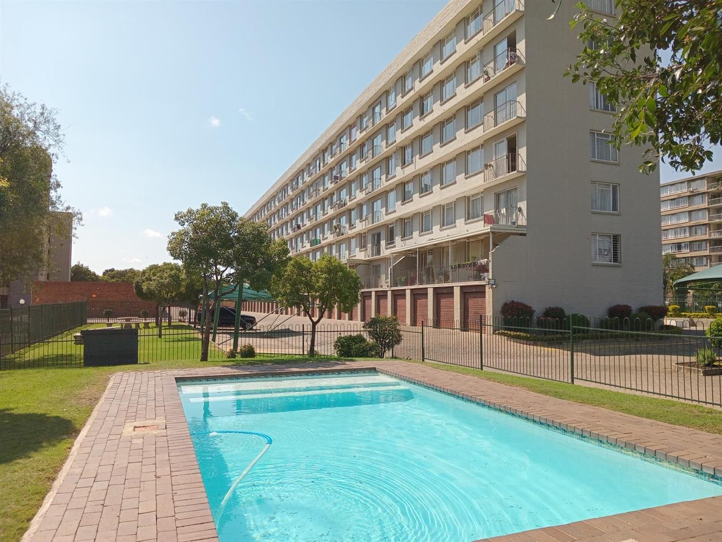 3 Bedroom Apartment in Queenswood