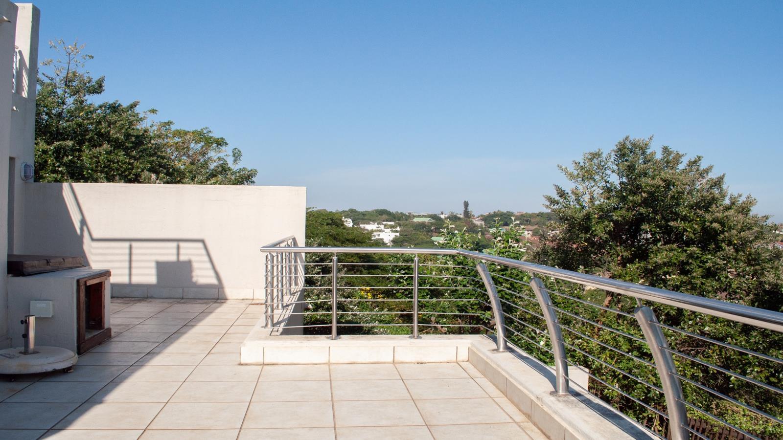 3 Bedroom Apartment in Simbithi Estate