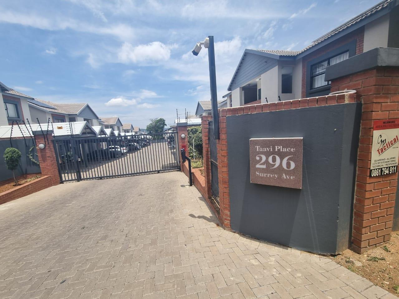 2 Bedroom Townhouse in Randburg Central