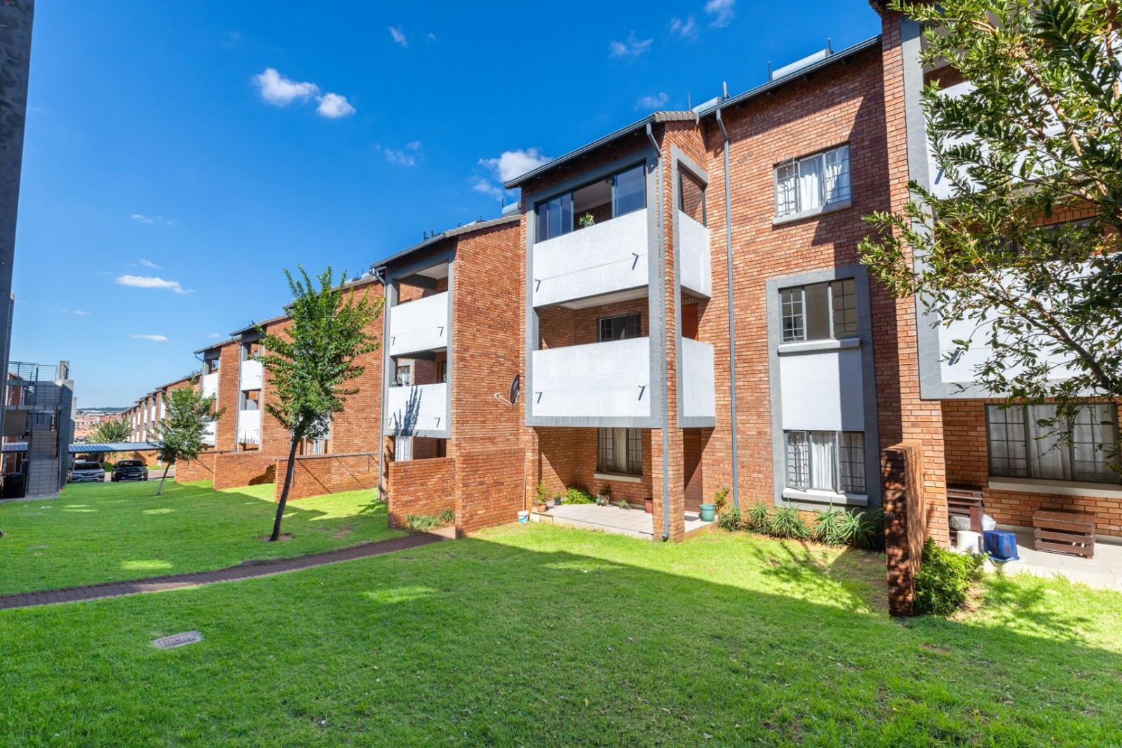 2 Bedroom Apartment in Sagewood