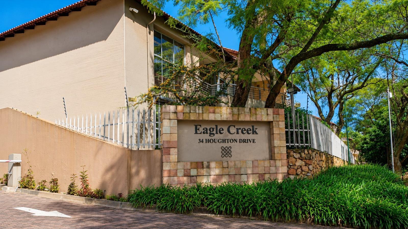 2 Bedroom Apartment in Houghton Estate
