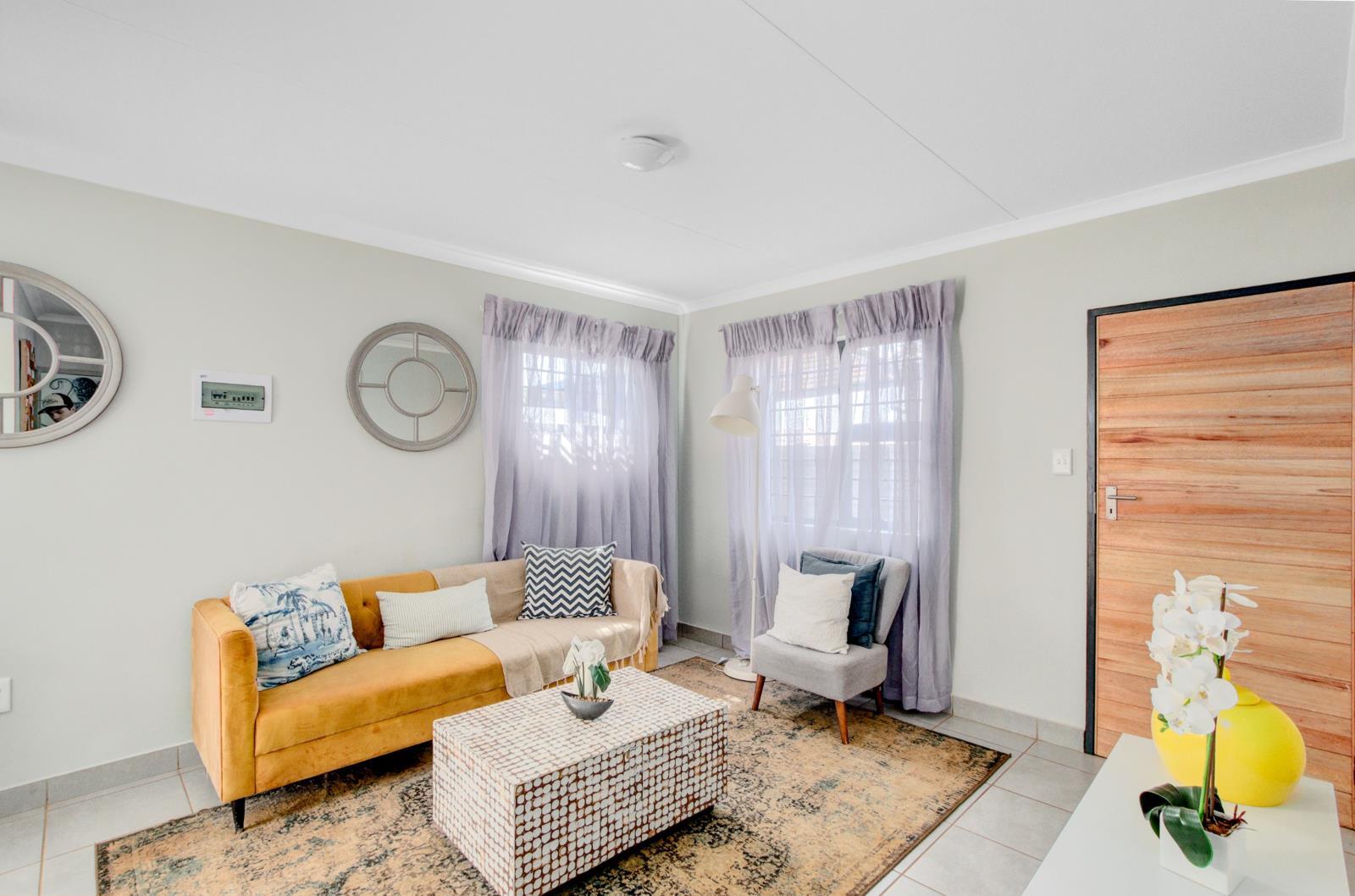 2 Bedroom House in Jabulani