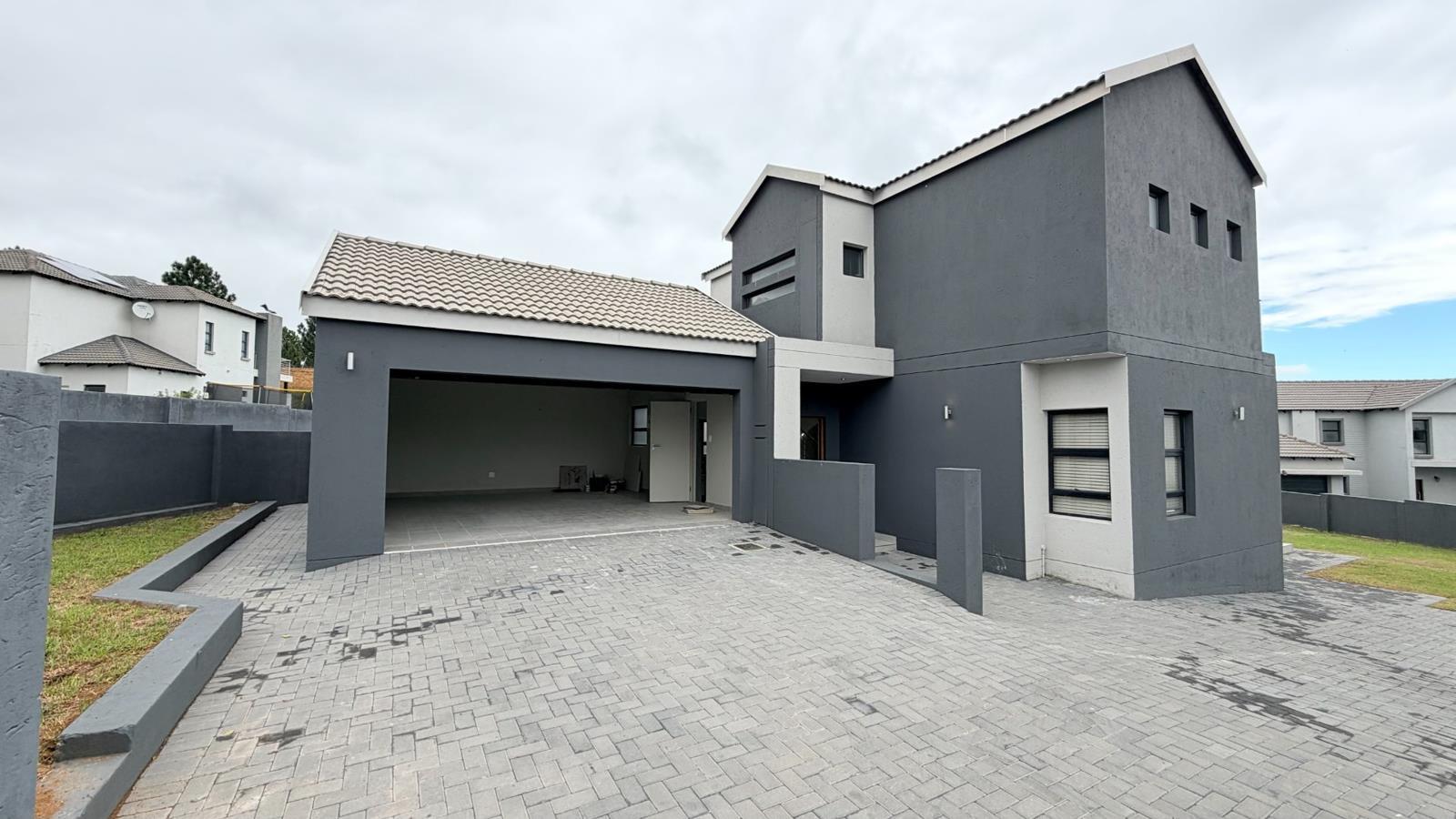 4 Bedroom House in Thatchfield