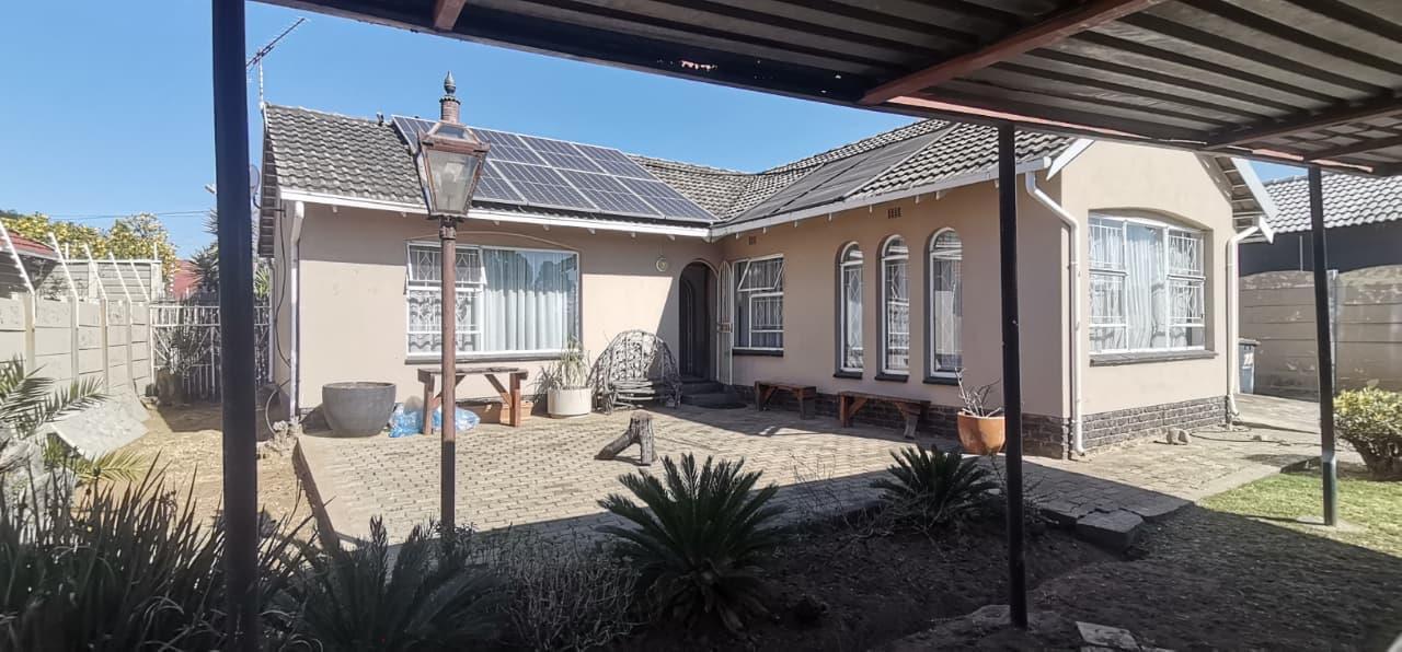 3 Bedroom House in Roseacre