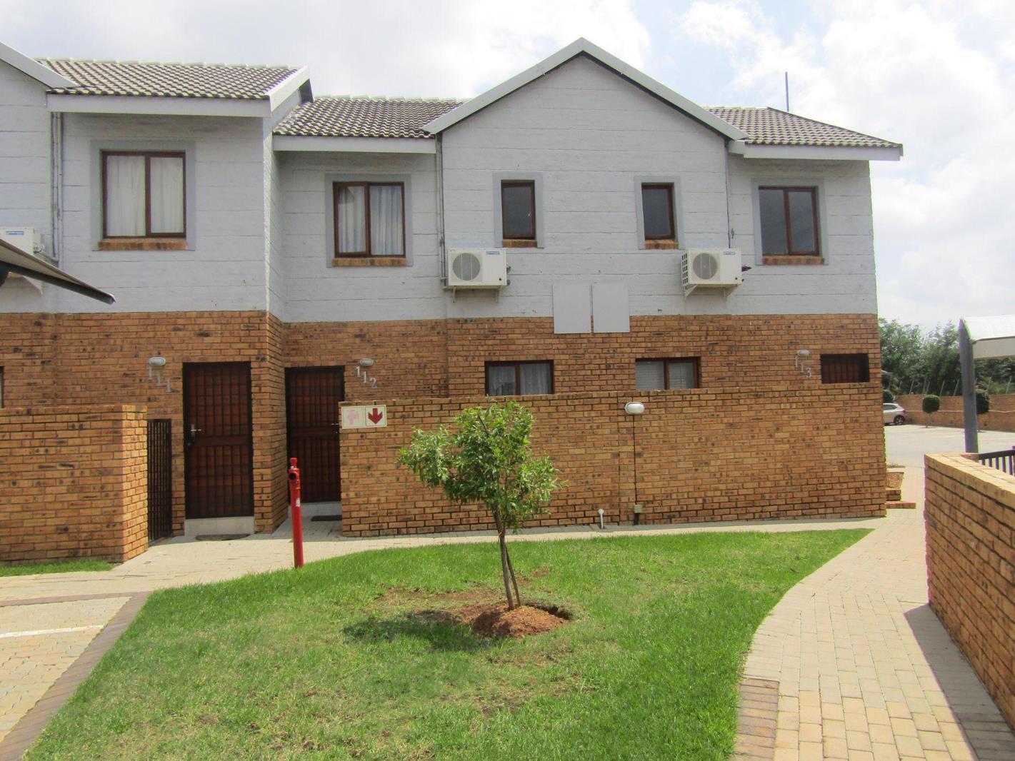 2 Bedroom Townhouse in Summerset