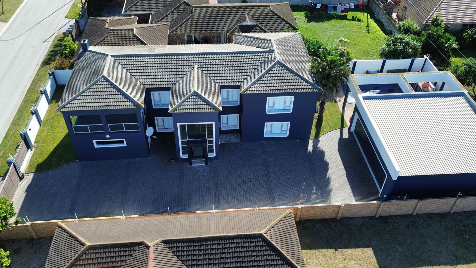 4 Bedroom House in Bluewater Bay
