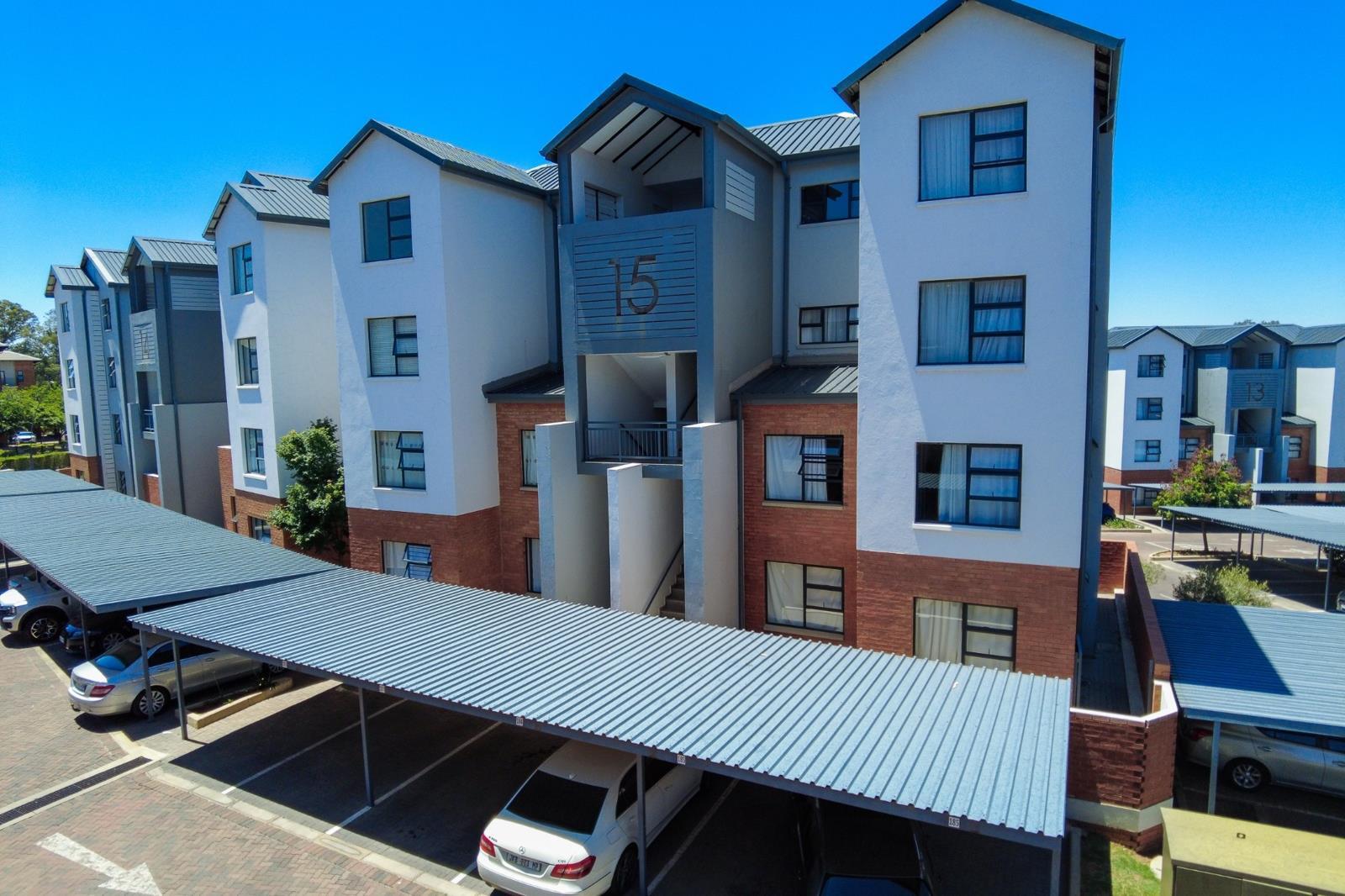 1 Bedroom Apartment in Lombardy Estate