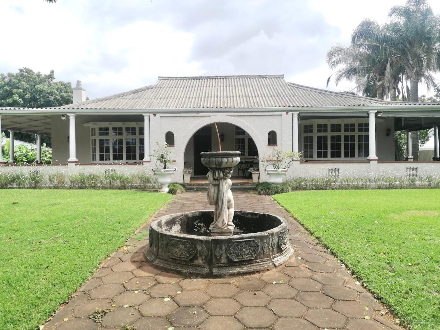5 Bedroom House in Compensation Beach