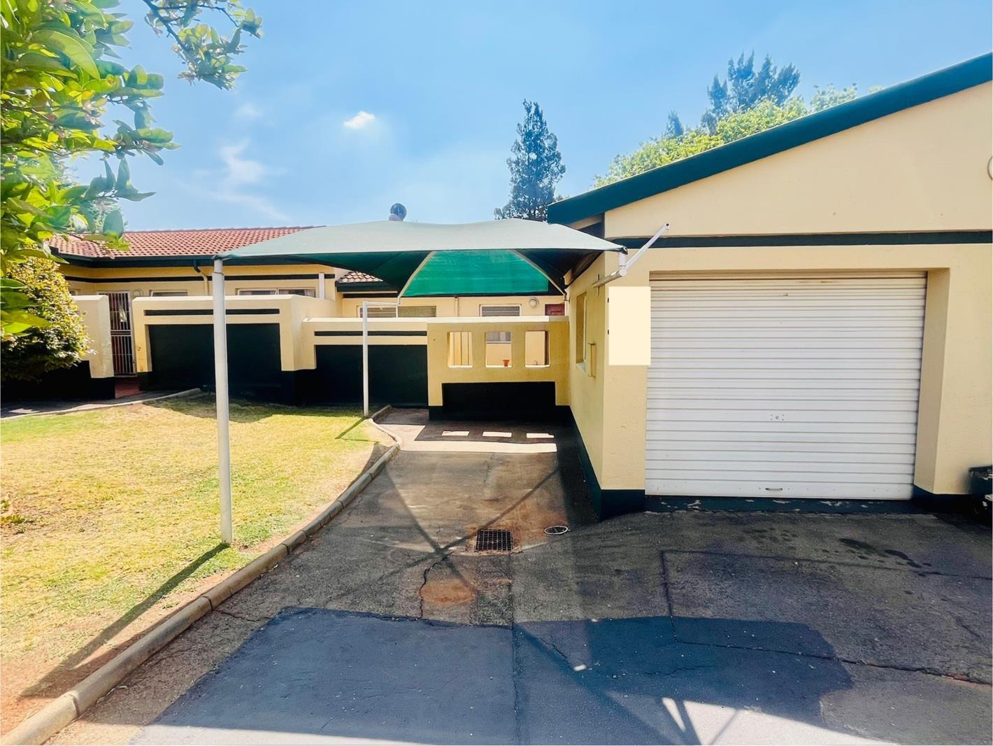3 Bedroom Townhouse in Strubens Valley