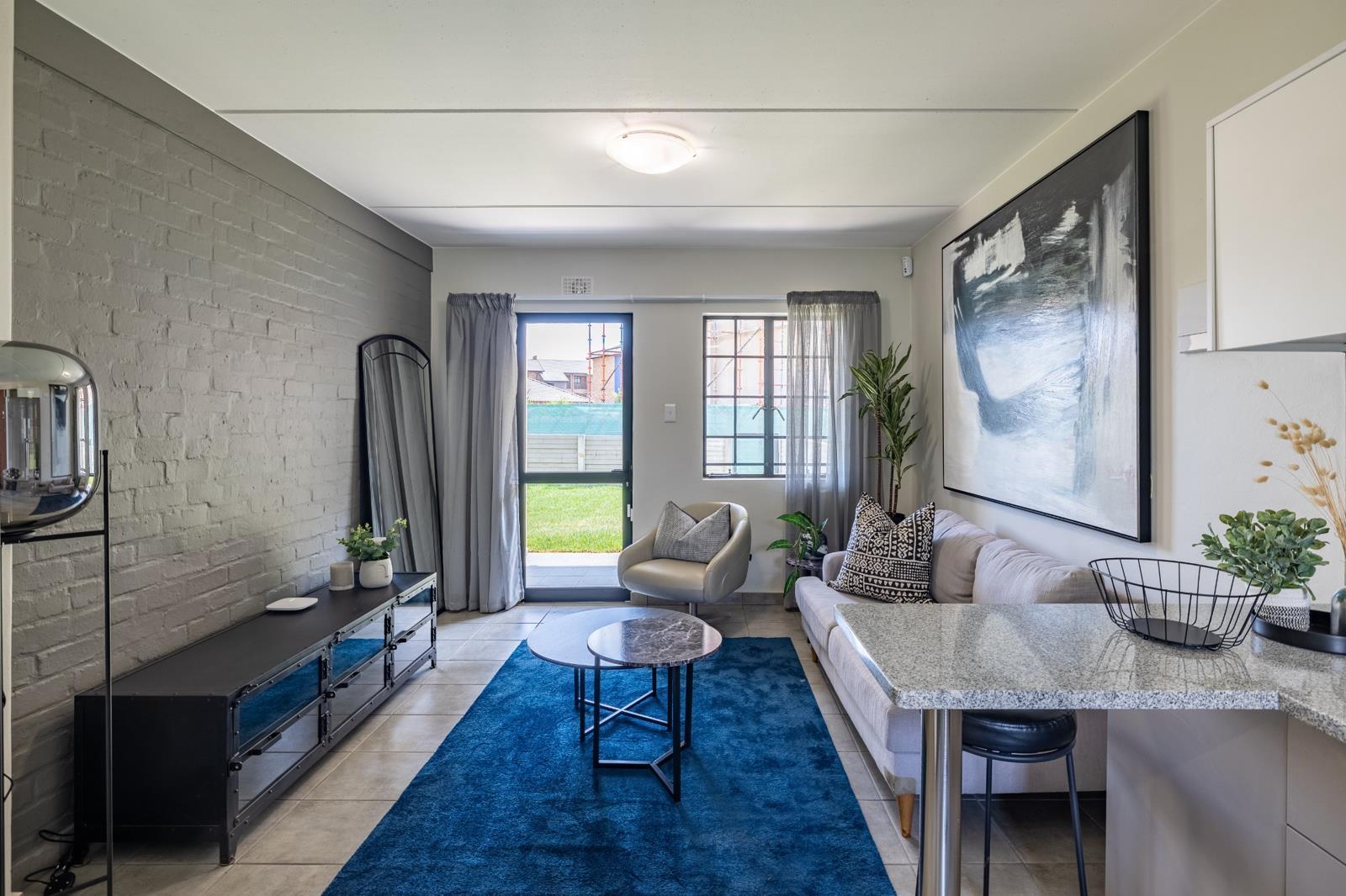 2 Bedroom Apartment in Mayberry Park