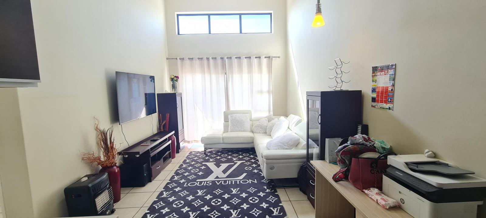 2 Bedroom Townhouse in Greenstone Hill