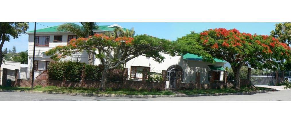 9 Bedroom House in Baysville