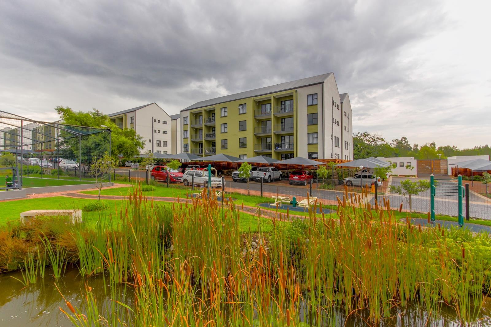 1 Bedroom Apartment in Linbro Park