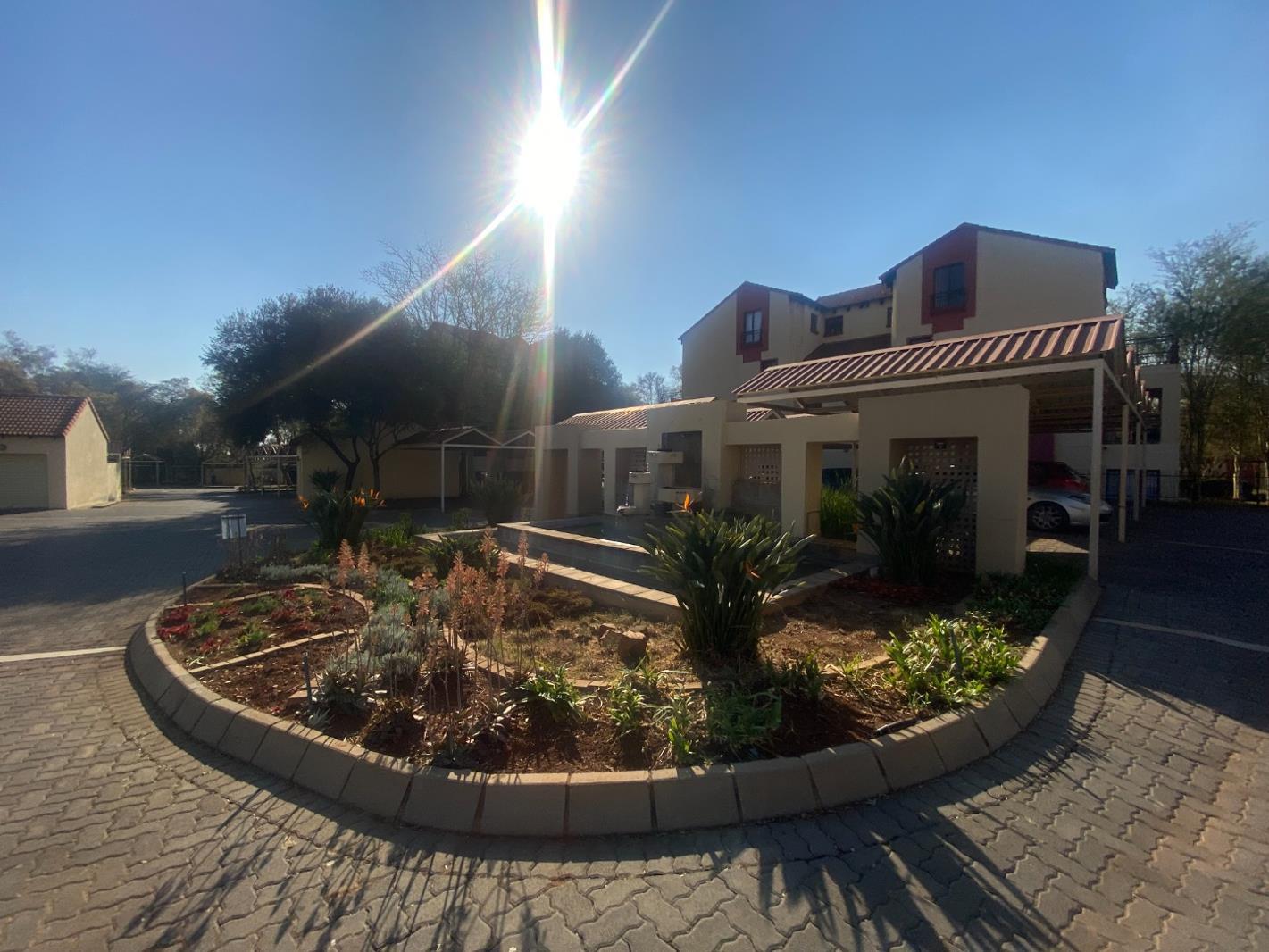 1 Bedroom Apartment in Silver Lakes Golf Estate