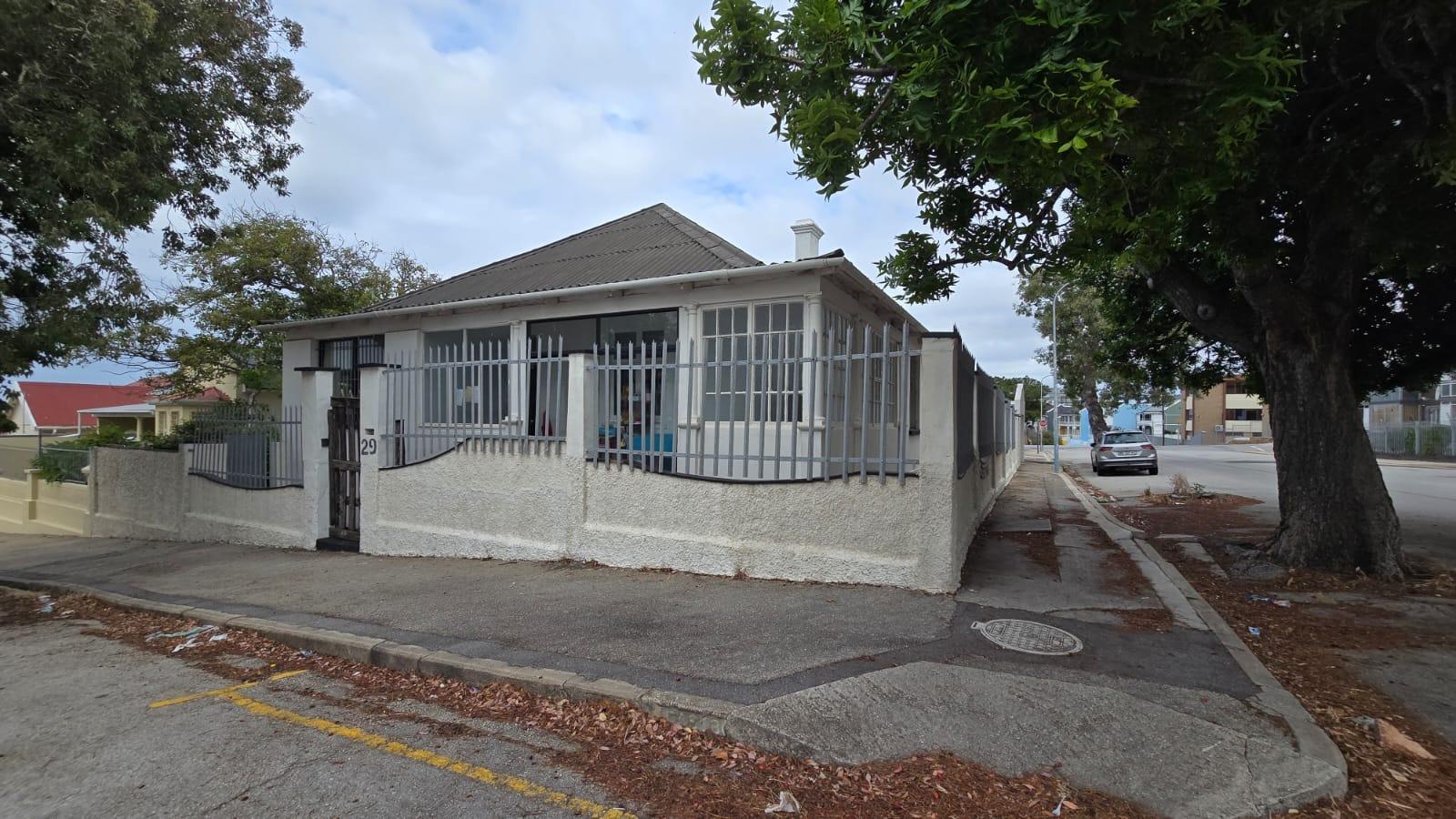 4 Bedroom House in Port Elizabeth Central