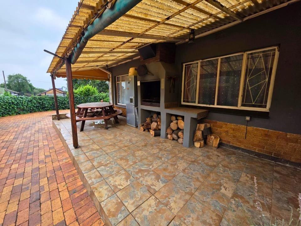 3 Bedroom House in Birchleigh