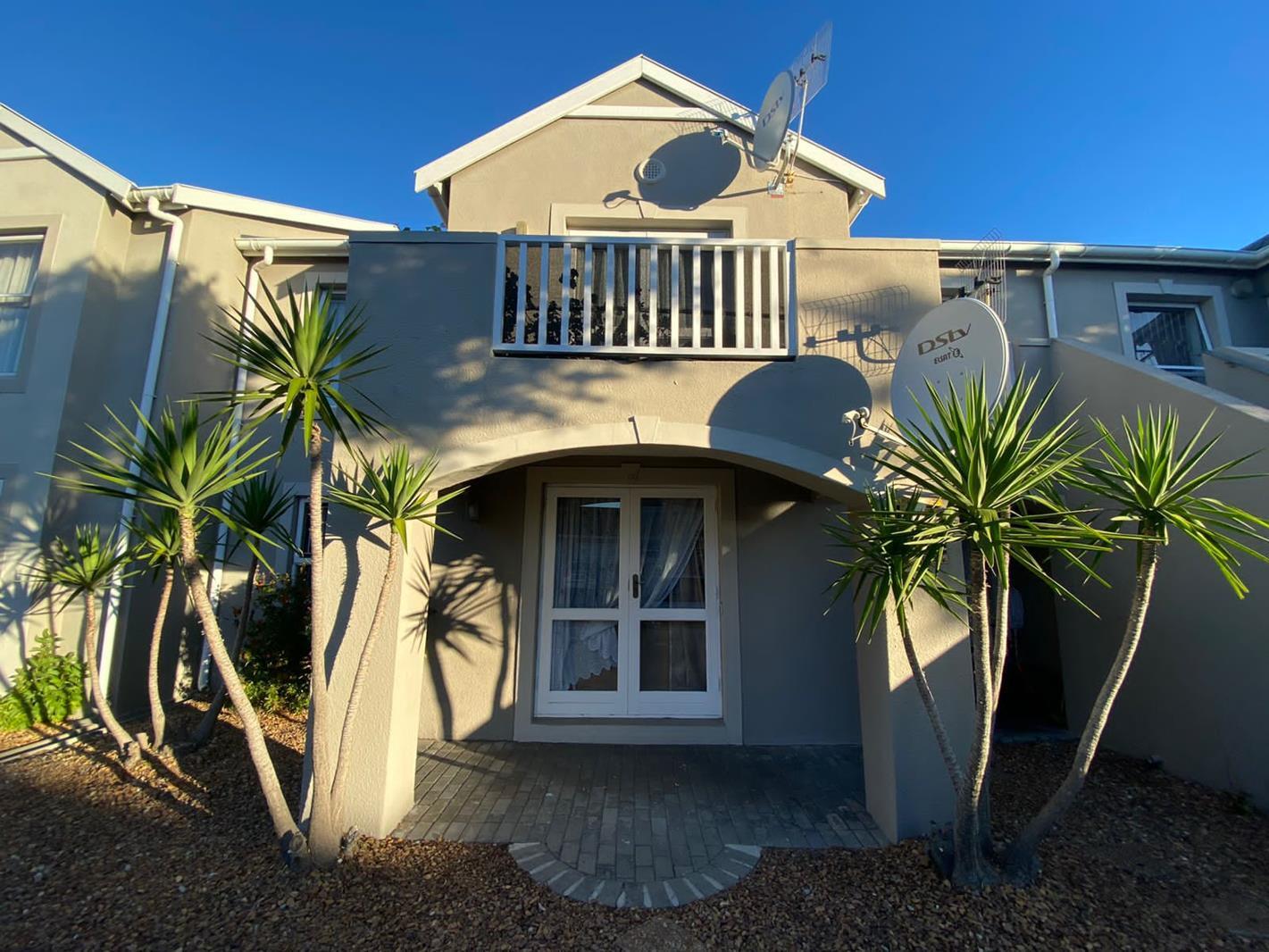 3 Bedroom Apartment in Townsend Estate
