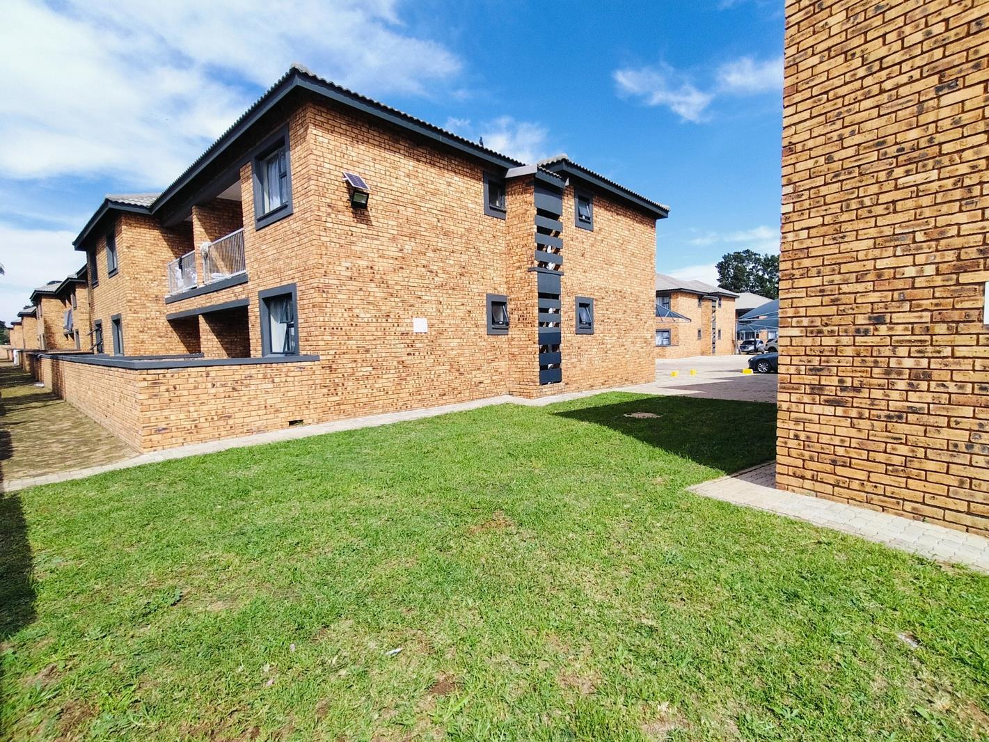 2 Bedroom Apartment in Rynfield AH
